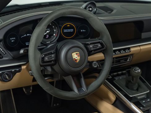 Used 2024 Porsche 911 Targa 4 GTS image 26