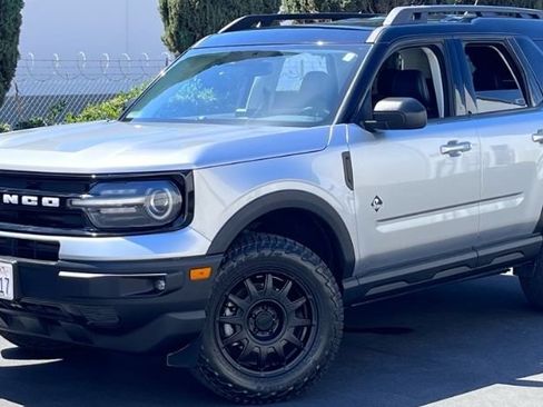 Used 2023 Ford Bronco Sport Outer Banks AWD/4WD image 1