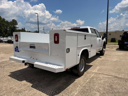 New 2026 GMC Sierra 3500 Pro w/ Convenience Package AWD/4WD image 5