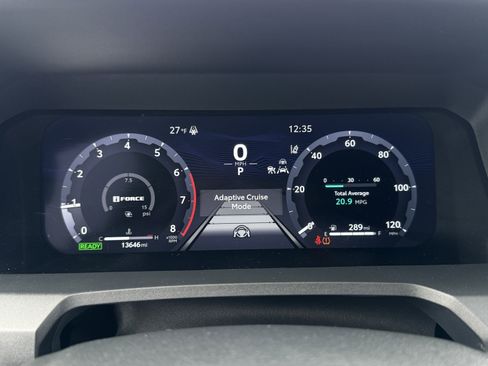 Used 2024 Toyota Tacoma TRD Sport image 16