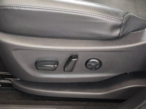 Used 2024 Nissan Ariya FWD image 13