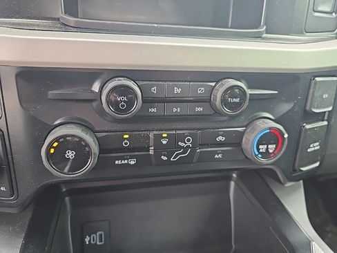 Used 2023 Ford F350 XLT image 11