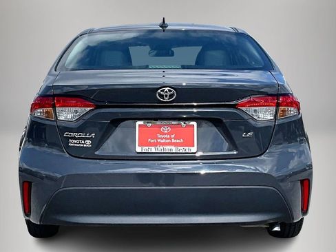 Used 2024 Toyota Corolla LE w/ LE Convenience Package image 6