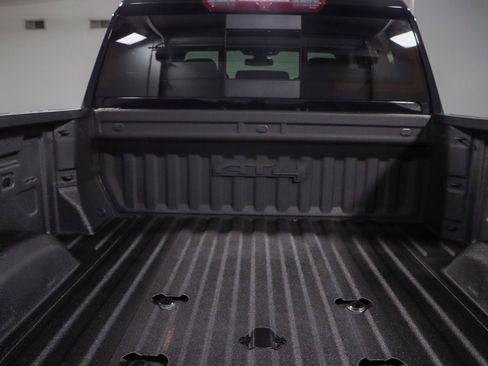 Used 2023 GMC Sierra 2500 AT4 w/ AT4 Preferred Package image 32