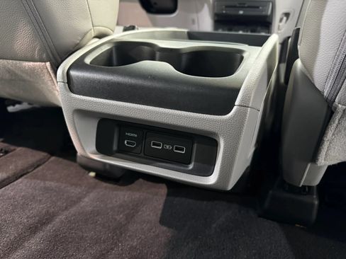 Used 2022 Honda Odyssey Touring image 17