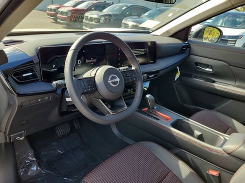 New 2026 Nissan Kicks SR FWD image 7