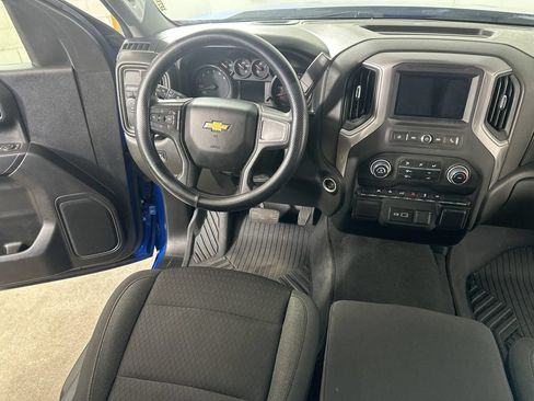Used 2023 Chevrolet Silverado 1500 Custom RWD image 17