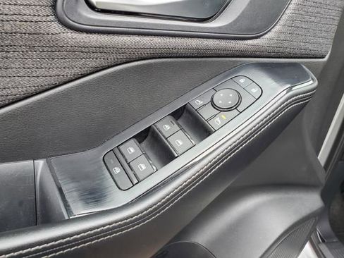 Used 2023 Nissan Rogue SV image 21