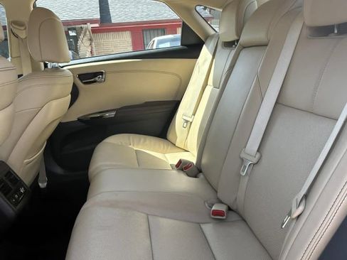 Used 2016 Toyota Avalon Limited w/ Toyota Safety Sense Package FWD image 26