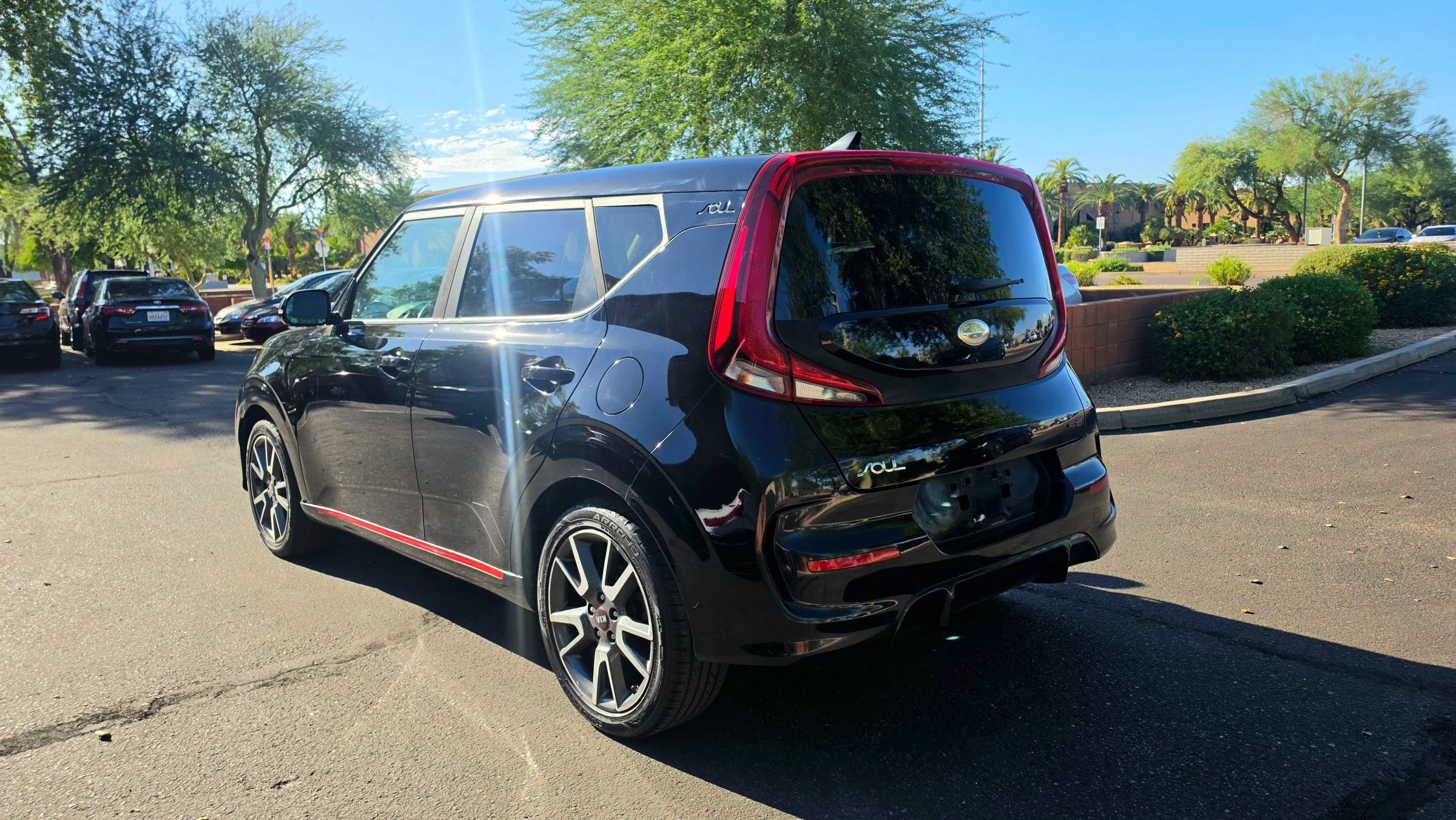 Used 2020 Kia Soul GT-Line w/ GT 2.0L Power Sunroof Package FWD image 5