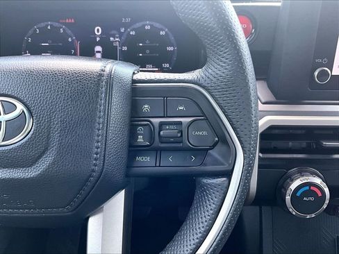 Used 2024 Toyota Tacoma TRD Off-Road AWD/4WD image 24
