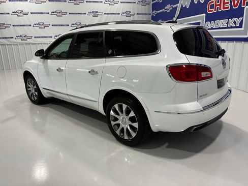 Used 2017 Buick Enclave Premium w/ Enclave Tuscan Edition FWD image 4