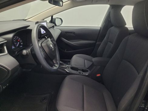 Used 2024 Toyota Corolla LE FWD image 17