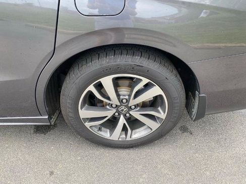 Used 2023 Honda Odyssey Touring image 34