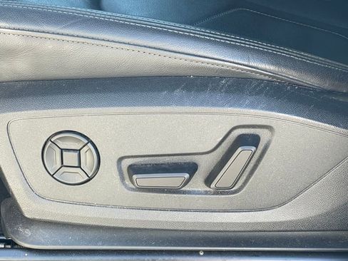 Used 2024 Audi Q3 2.0T Premium image 13