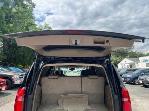 Used 2017 Chevrolet Tahoe Premier AWD/4WD image 21