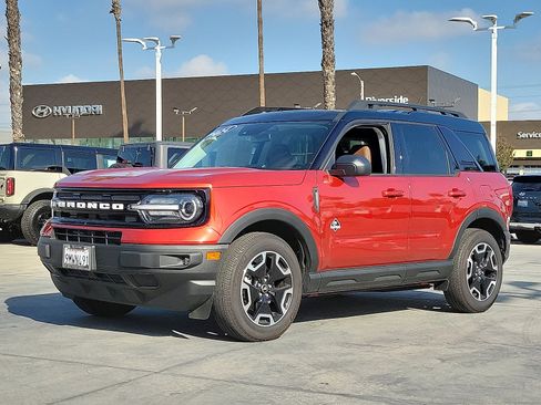 Used 2024 Ford Bronco Sport Outer Banks AWD/4WD image 1
