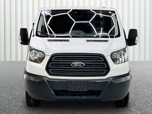 Used 2017 Ford Transit 250 130 Low Roof RWD image 2