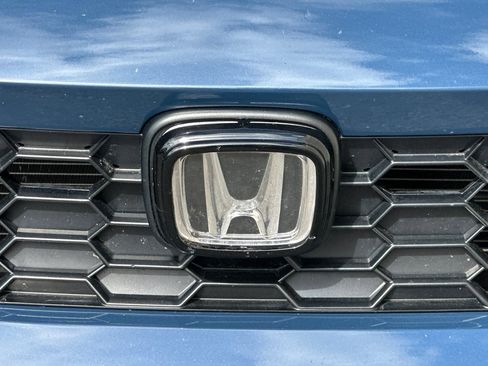 Used 2025 Honda Civic Sport image 36