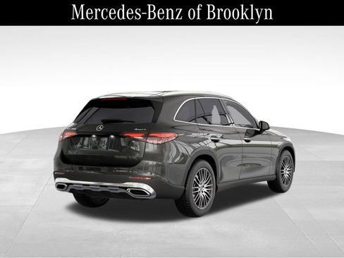 Certified 2025 Mercedes-Benz GLC 300 4MATIC image 22