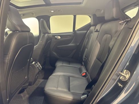 Used 2026 Volvo XC40 B5 Core w/ Climate Package image 22