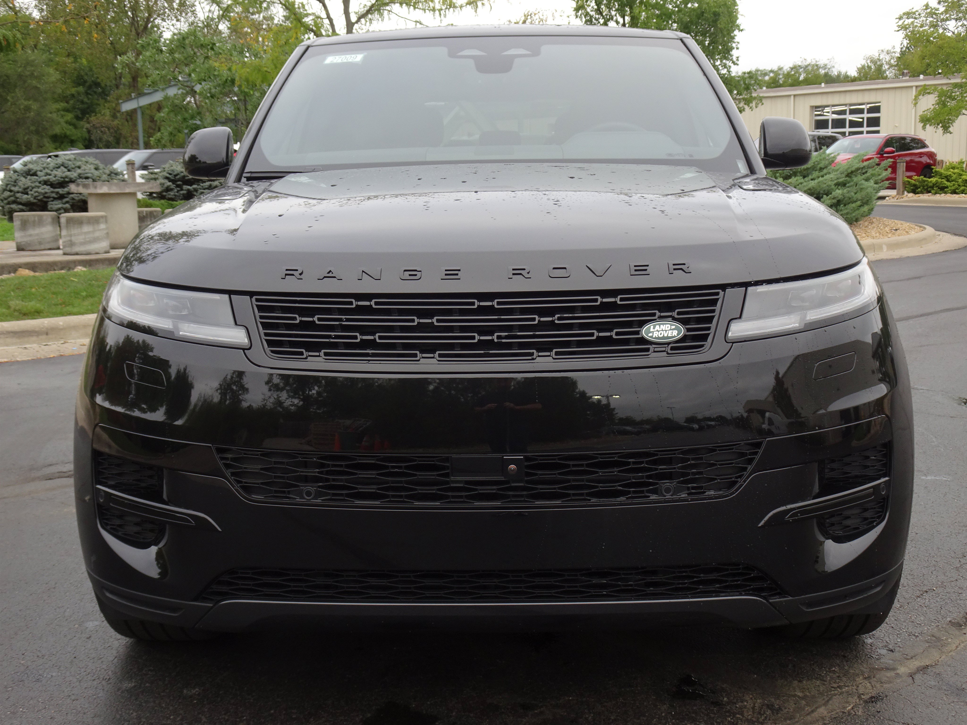New 2027 Land Rover Range Rover Sport SE AWD/4WD image 8