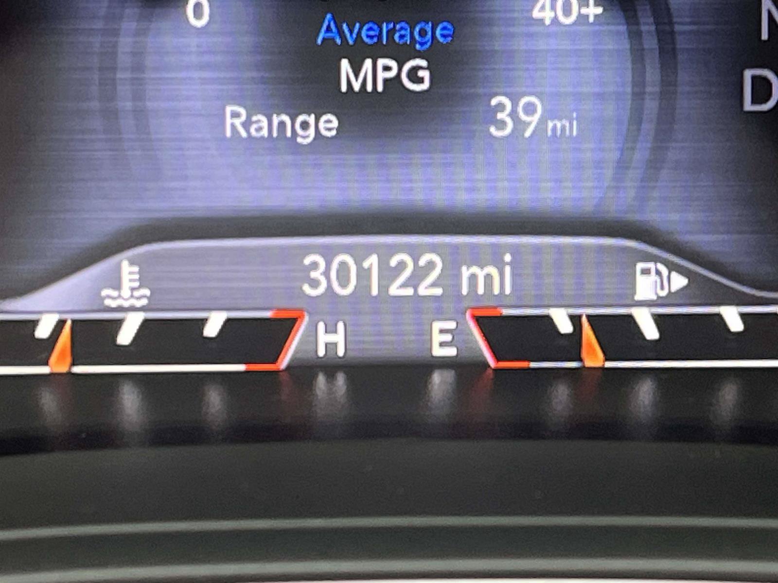 Used 2022 Jeep Cherokee Latitude Lux w/ Sun & Sound Group FWD image 23