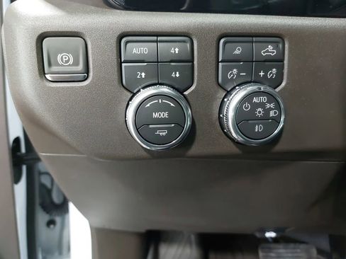 New 2026 GMC Sierra 1500 SLT w/ SLT Premium Plus Package AWD/4WD image 25