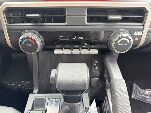 New 2026 Toyota Tacoma SR5 AWD/4WD image 25