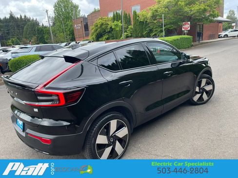 Used 2023 Volvo C40 P8 Recharge Ultimate AWD/4WD image 13