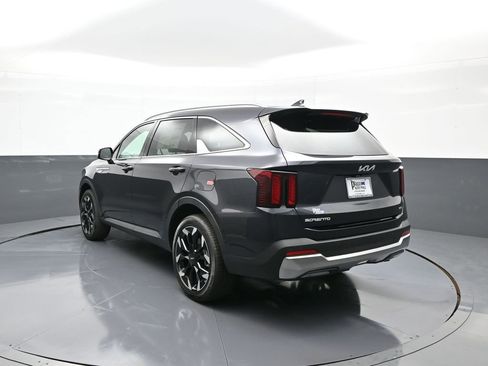 New 2026 Kia Sorento EX AWD/4WD image 8