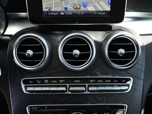 Used 2017 Mercedes-Benz C 300 4MATIC Sedan image 28