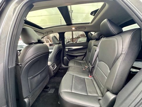 Used 2019 INFINITI QX50 Essential w/ Proactive Package AWD/4WD image 12
