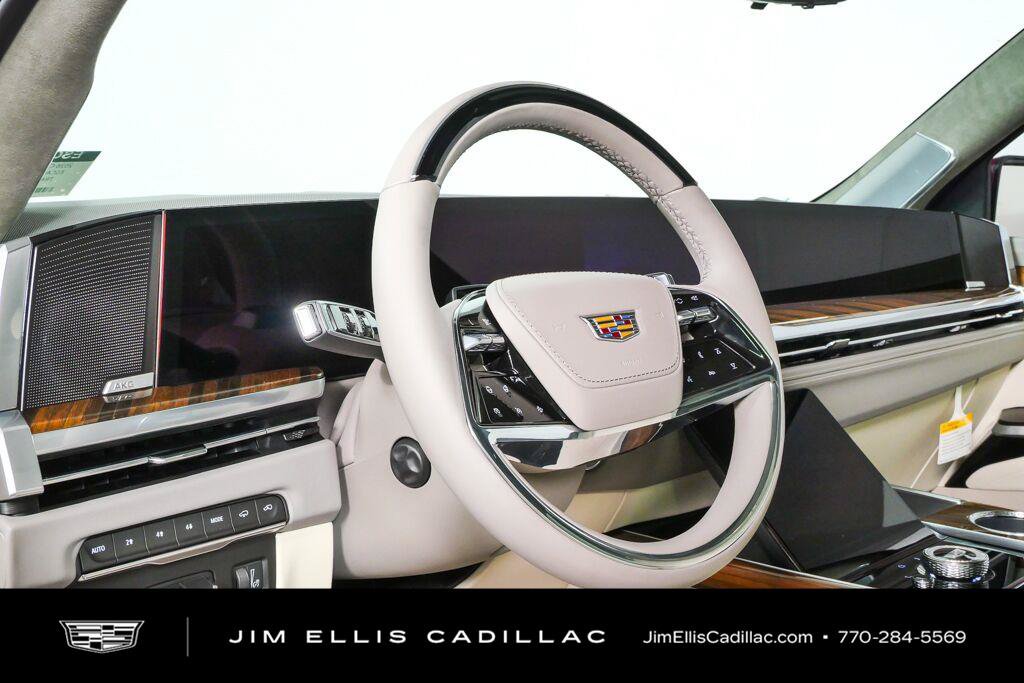 New 2026 Cadillac Escalade Platinum Sport w/ LPO, ONYX Package AWD/4WD image 5