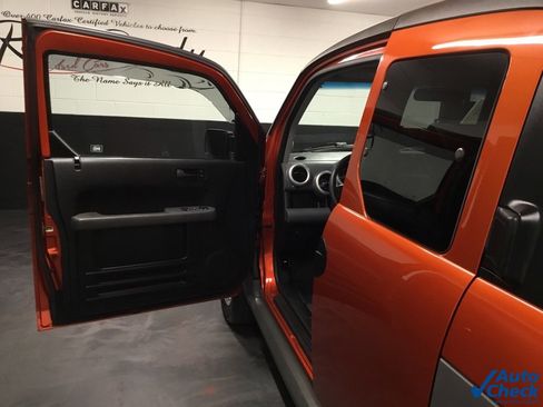 Used 2005 Honda Element LX image 18