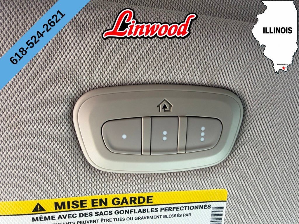 Used 2020 Chrysler Pacifica Touring-L Plus w/ Advanced Safetytec Group FWD image 30
