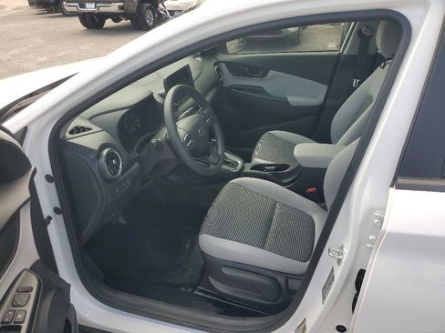 Used 2022 Hyundai Kona SE FWD image 9
