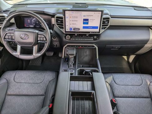 Used 2024 Toyota Tundra Limited AWD/4WD image 15