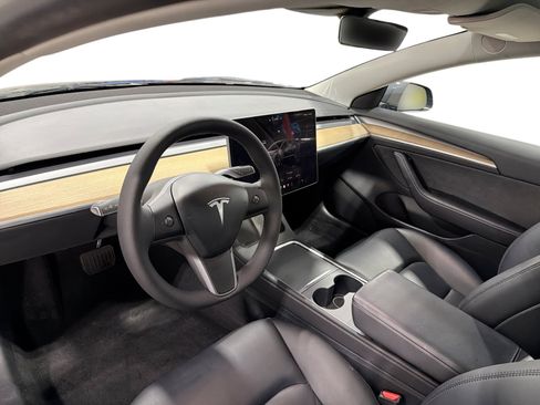 Used 2023 Tesla Model 3 RWD image 9