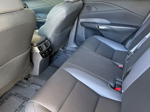 Certified 2024 Lexus RX 350 Premium w/ Convenience Package AWD/4WD image 4