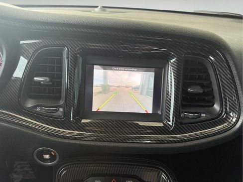 Used 2018 Dodge Challenger SXT RWD image 14