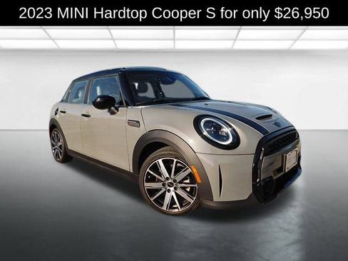Used 2023 MINI Cooper S image 1