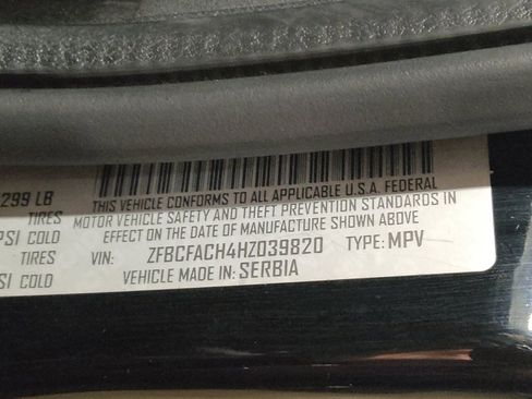 Used 2017 FIAT 500L Lounge w/ Dual-Pane Sunroof Package image 33