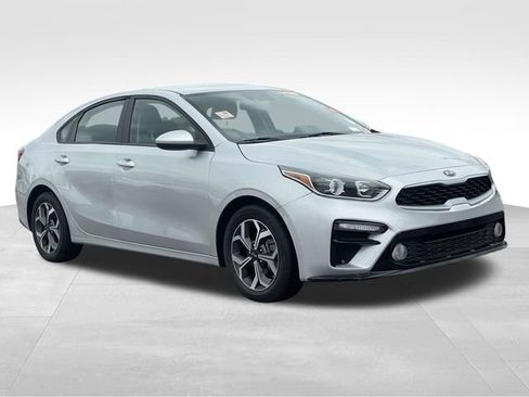Used 2021 Kia Forte LXS FWD image 5