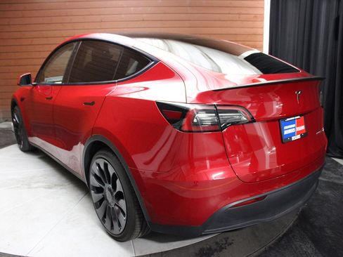 Used 2022 Tesla Model Y Performance image 31