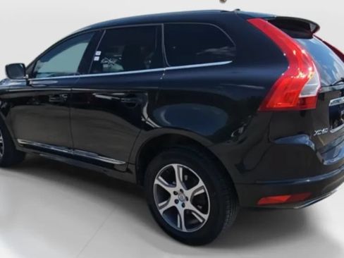 Used 2015 Volvo XC60 T6 AWD/4WD image 3