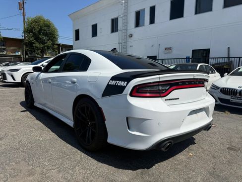 Used 2019 Dodge Charger Scat Pack w/ Daytona Edition Group RWD image 4