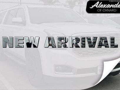 Used 2020 GMC Yukon XL SLT w/ Graphite Performance Edition