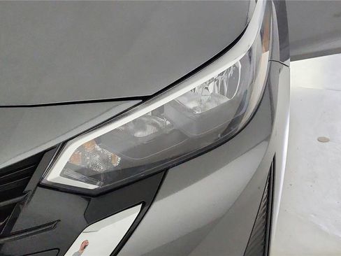Used 2024 Nissan Sentra SV w/ All-Weather Package FWD image 29