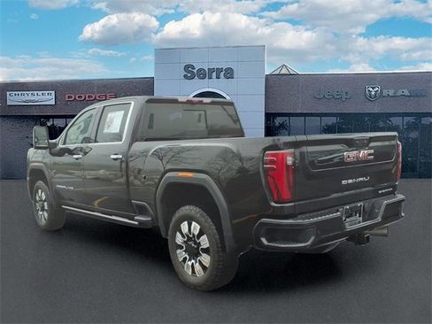 Used 2024 GMC Sierra 2500 Denali w/ Denali Reserve Package image 4